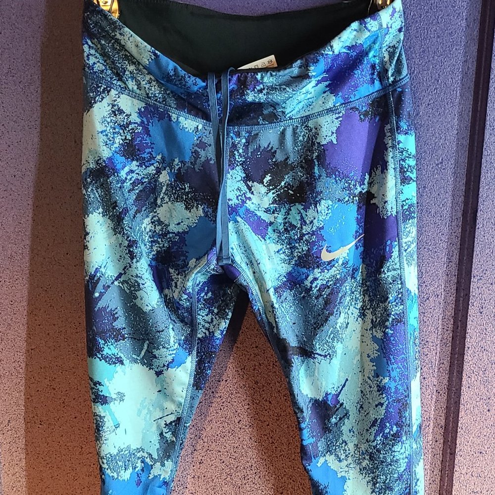 Nike Mid calves Leggings